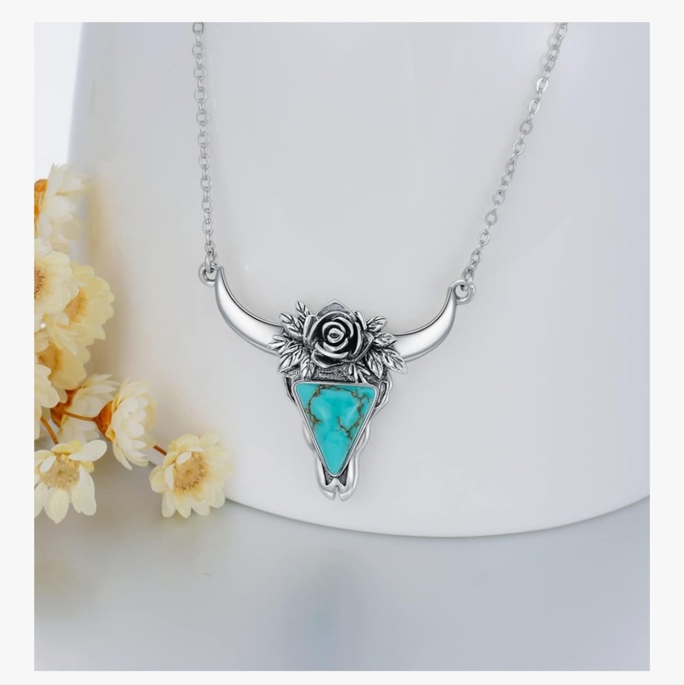 NWT Turquoise Cow Skull Necklace 925 Sterling Silver  Western Native American